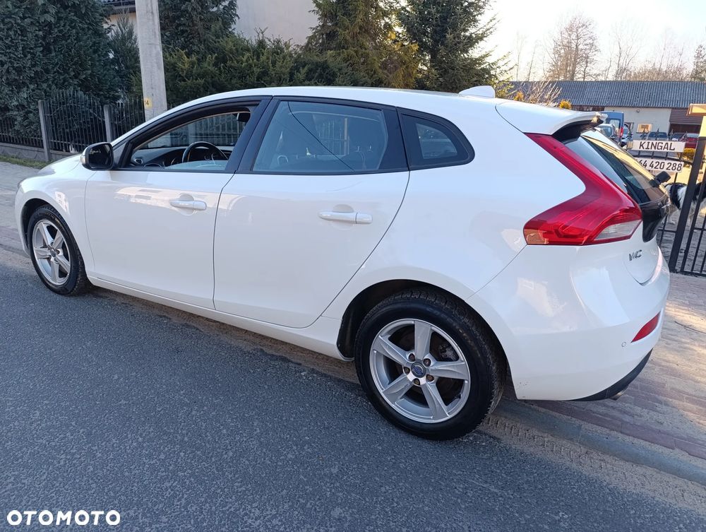 Volvo V40 D3 You - 7