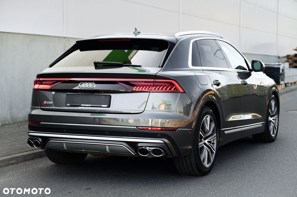 Audi SQ8 - 13