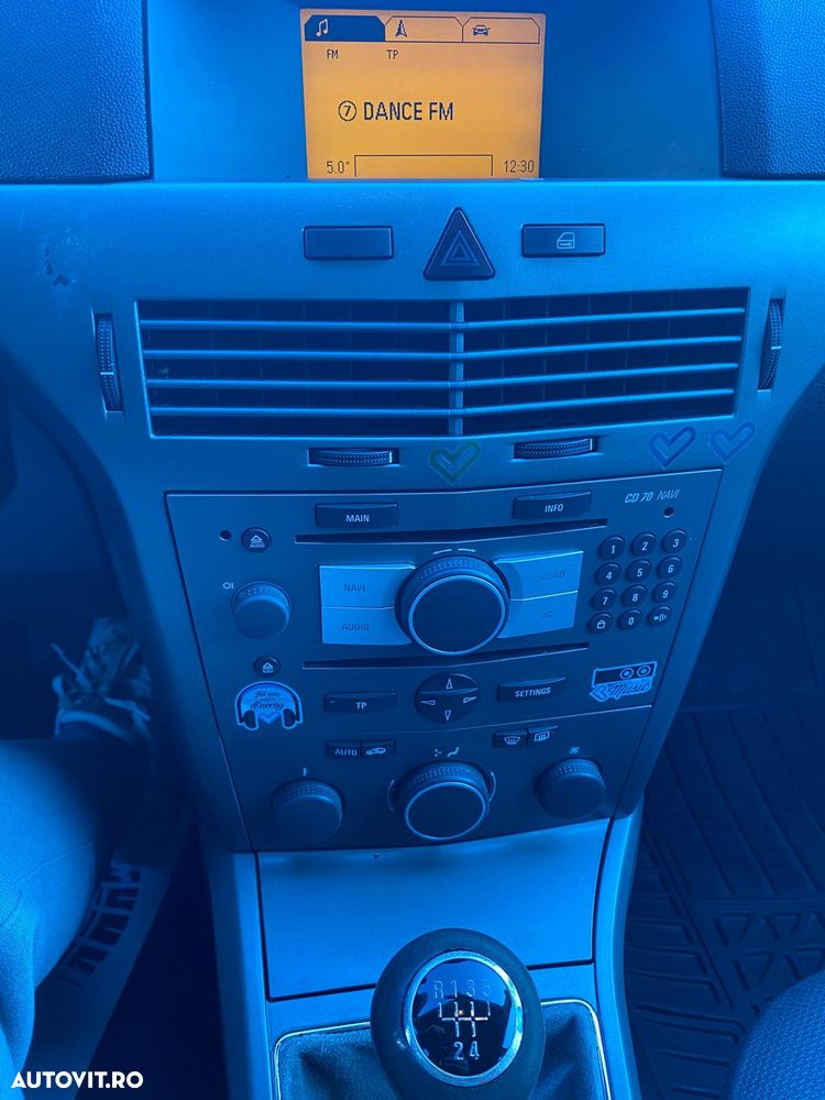 Opel Astra Classic Caravan 1.6i - 8