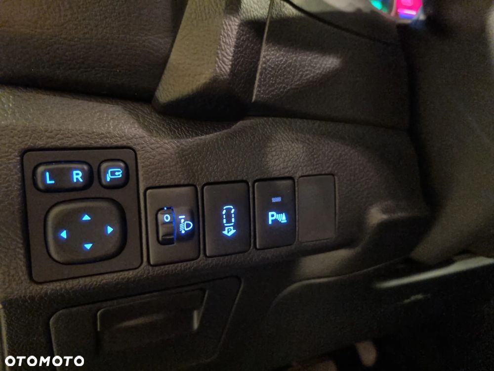 Toyota Auris - 17