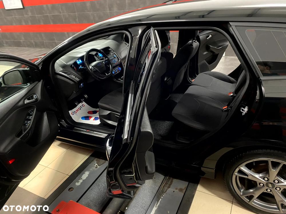 Ford Focus 2.0 TDCi ST-Line ASS - 20