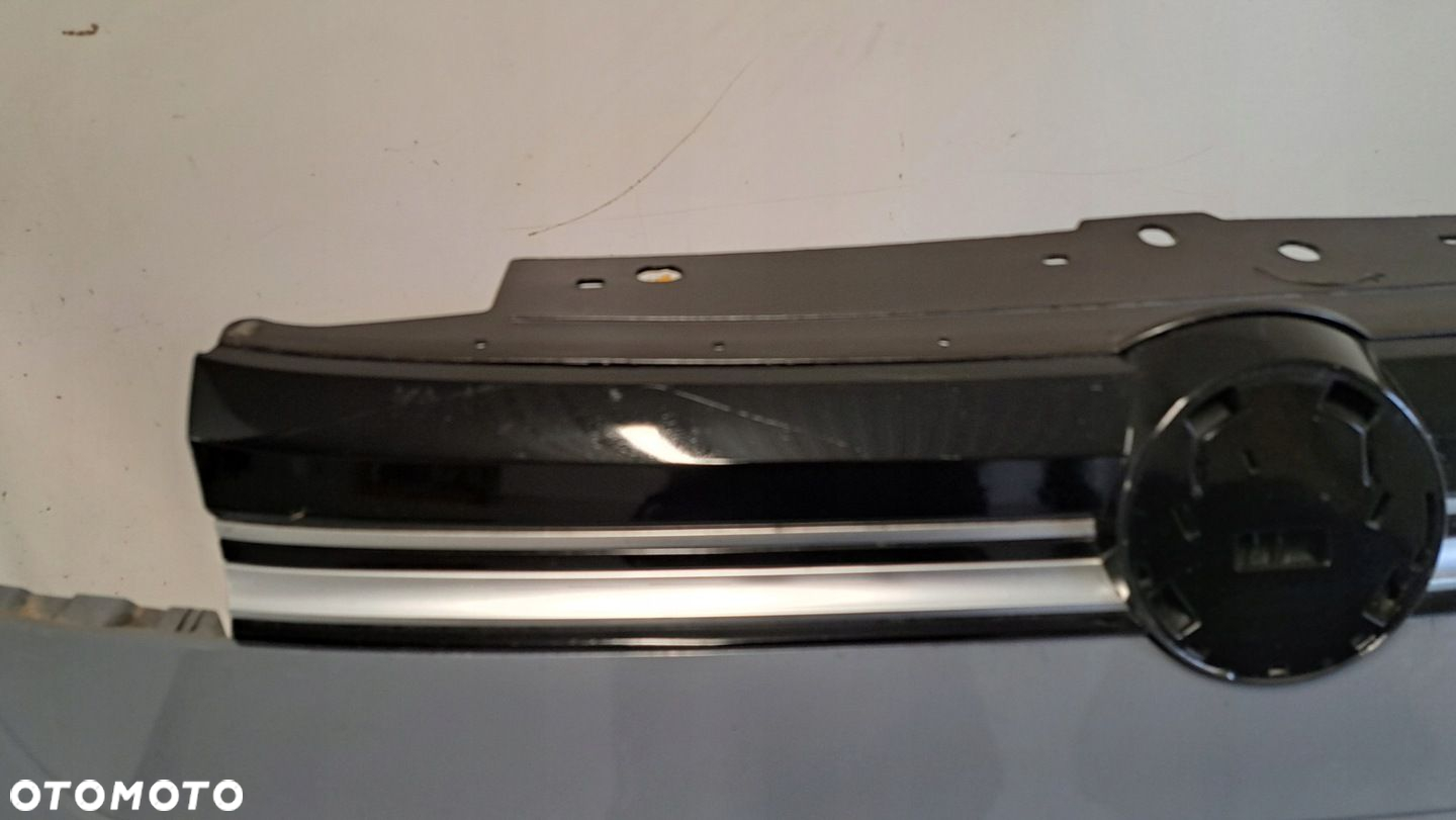 Zderzak przód VW Caddy V 2K7 20- GRILL - 6