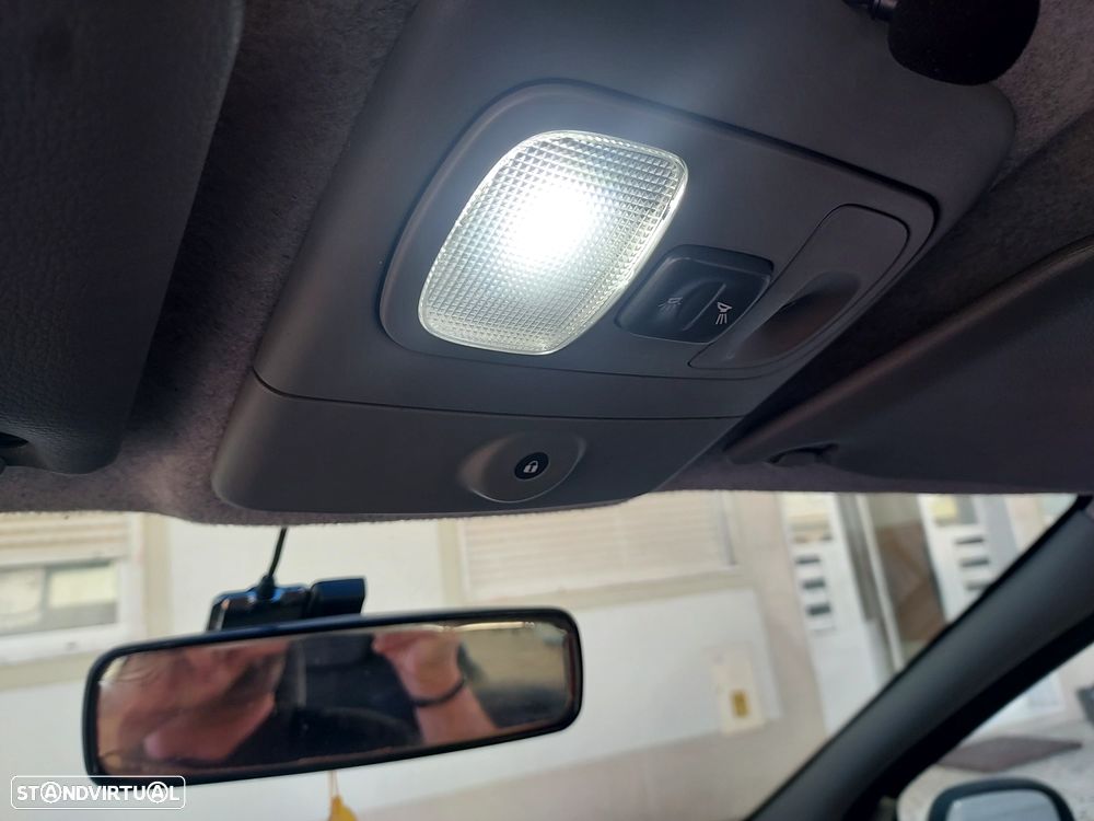 Renault Scénic 1.4 16V RXE AC - 13