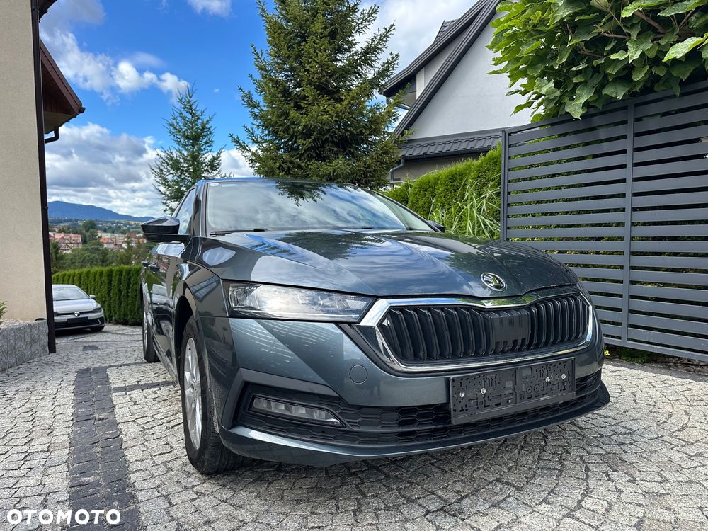 Skoda Octavia 2.0 TDI DSG Premium Edition - 2