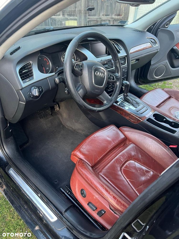 Audi A4 Limousine - 4