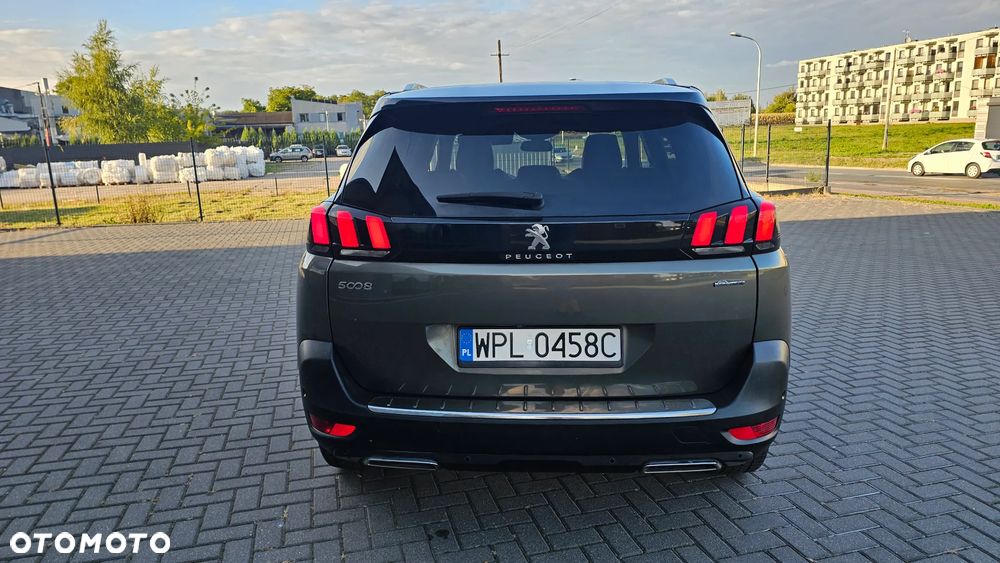 Peugeot 5008 1.2 PureTech Allure S&S - 8