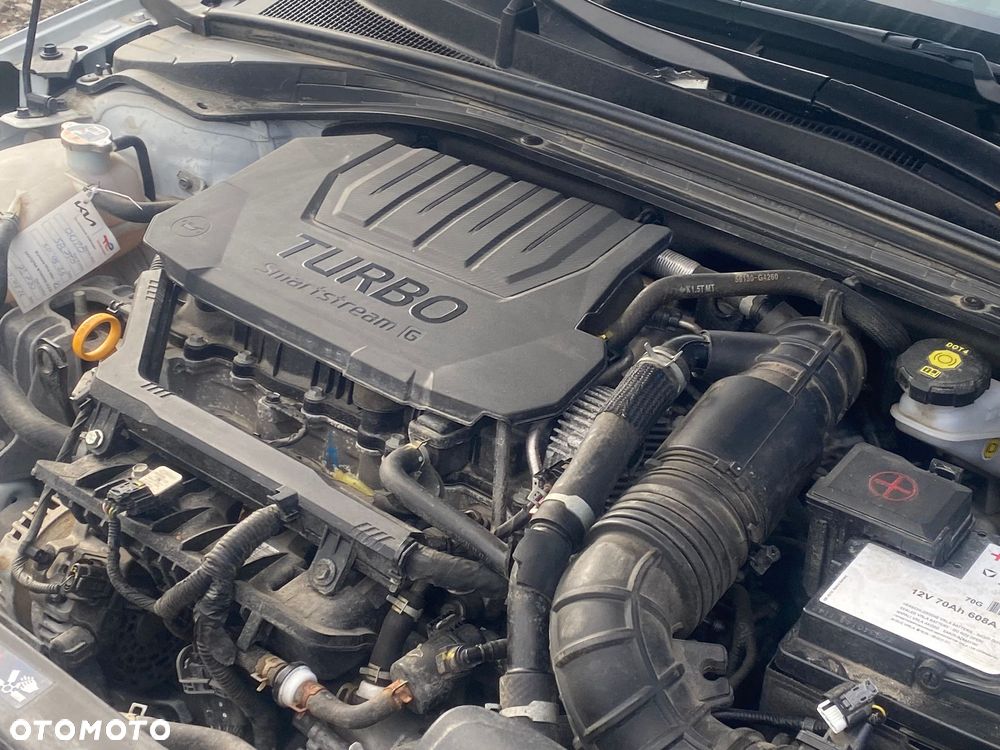 Kia Ceed 1.5 T-GDI M - 6