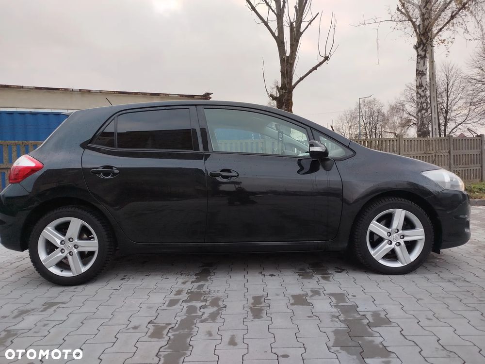 Toyota Auris 2.0 D-4D - 7