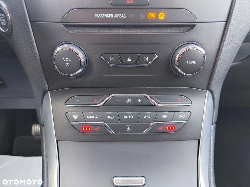 Ford S-Max 2.0 EcoBlue Titanium - 29