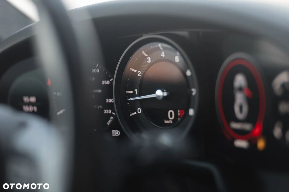 Porsche 911 Carrera S - 30