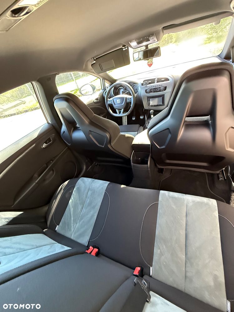 Seat Leon 2.0 TSI Cupra R - 17