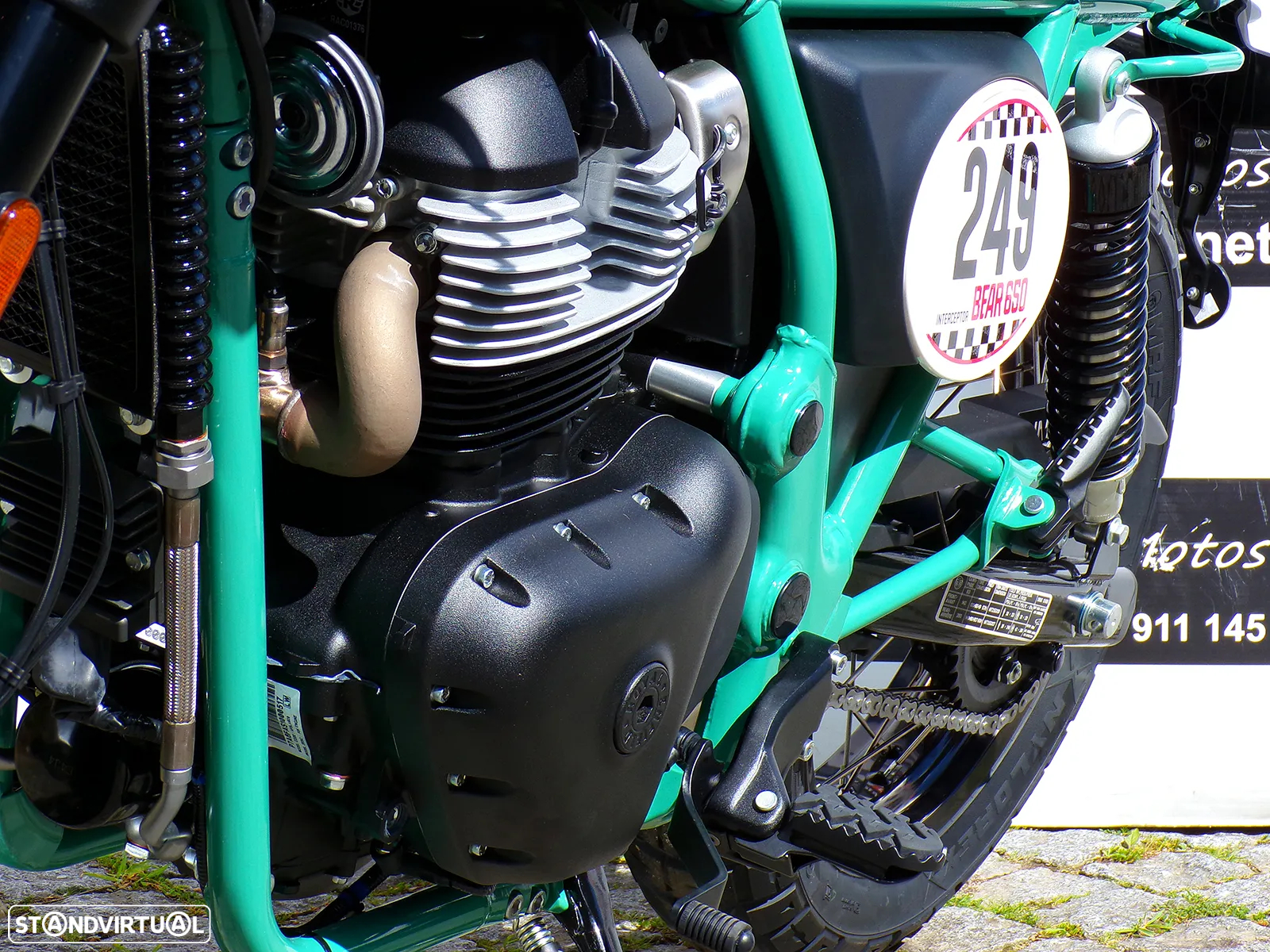 Royal Enfield Bear 650 - 16
