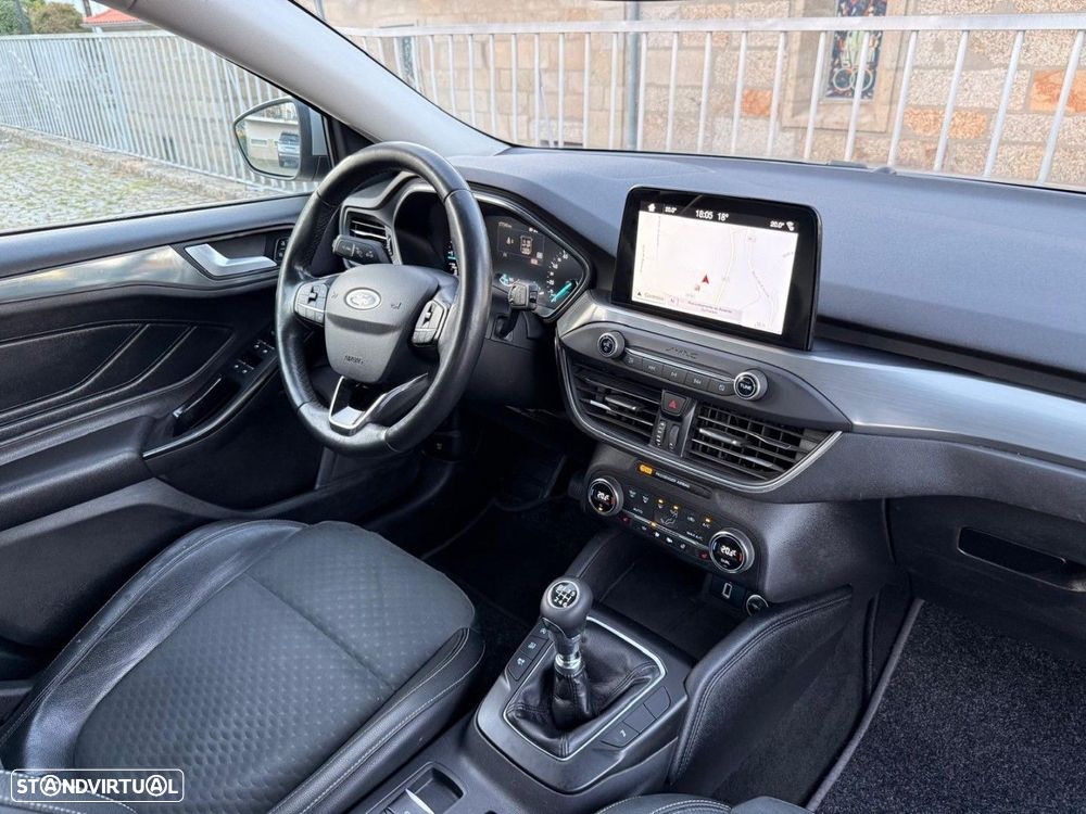Ford Focus SW 1.5 TDCi EcoBlue Business - 15