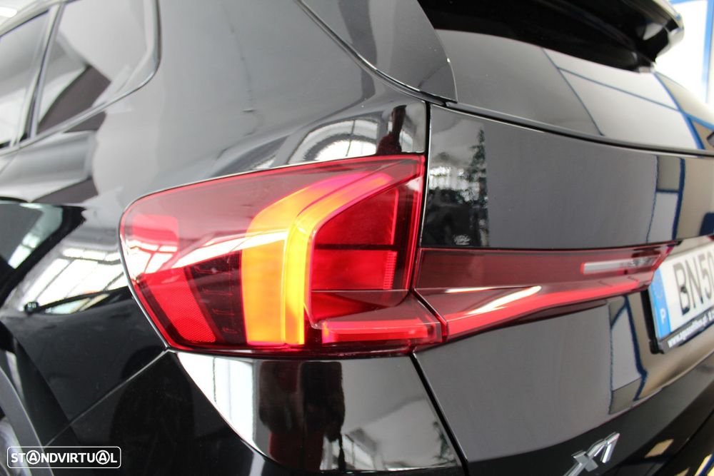 BMW X1 xDrive25e - 9