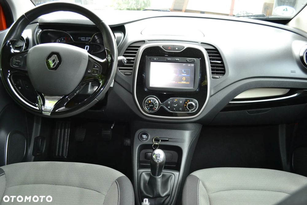Renault Captur (ENERGY) TCe 90 BOSE EDITION - 24