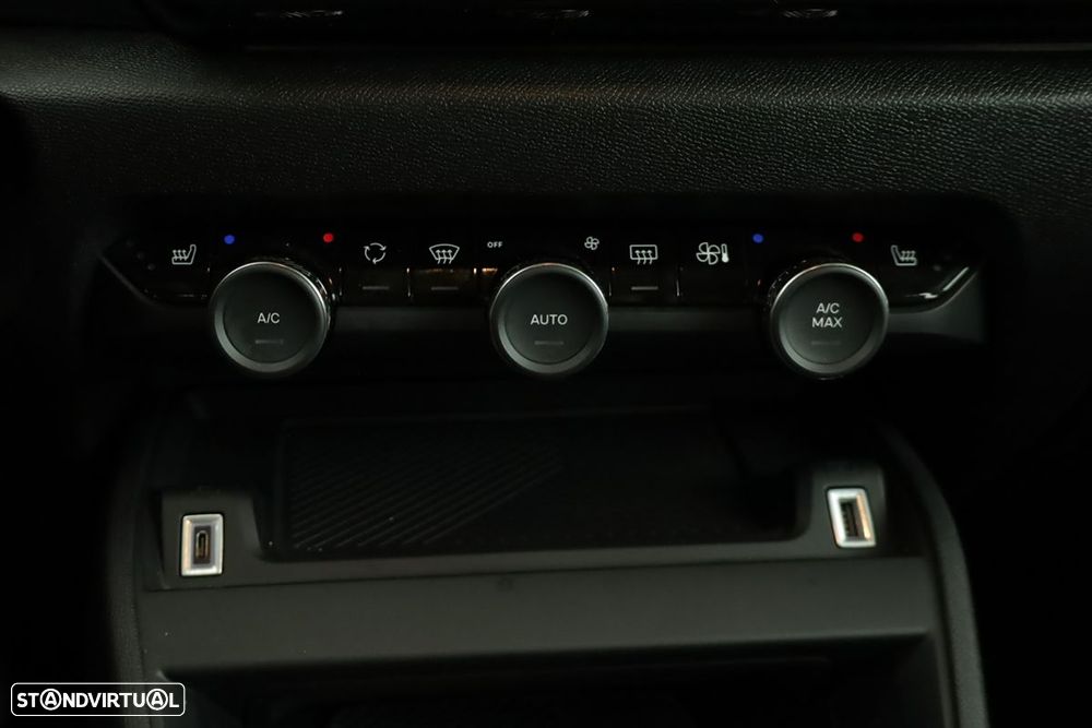 Citroën C4 1.2 PureTech Plus EAT8 - 13