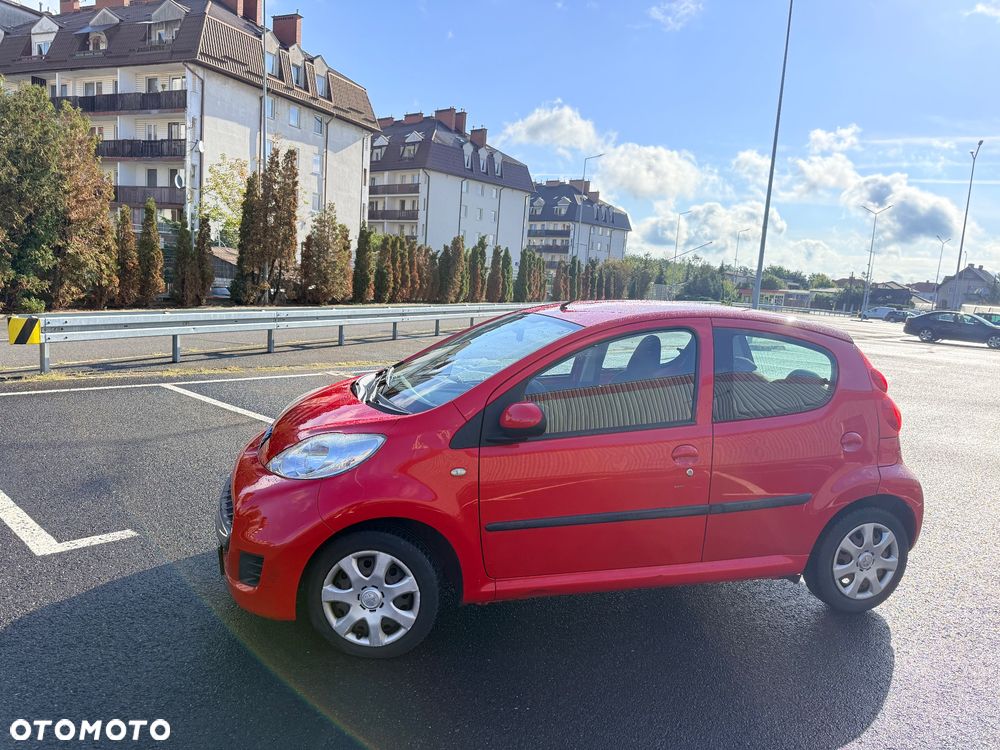 Peugeot 107 1.0 Urban Move - 4