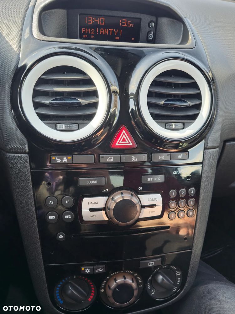 Opel Corsa 1.2 16V Sport - 11