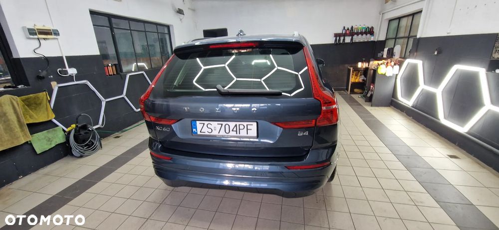 Volvo XC 60 B4 B Momentum - 6