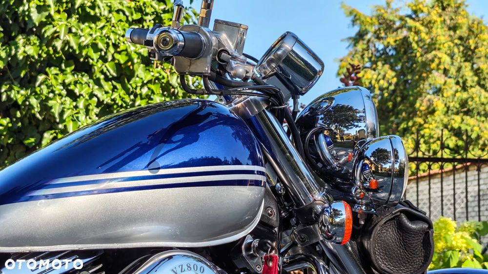 Suzuki Marauder - 12