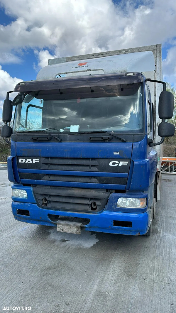 Dezmembrez DAF 65 2010