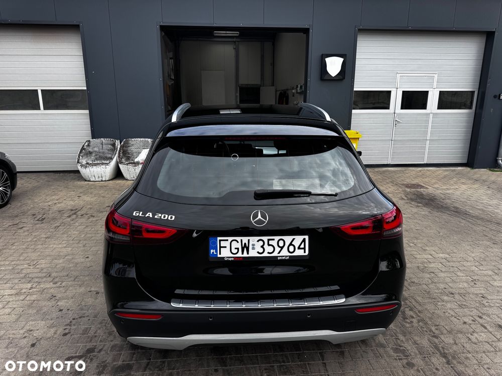 Mercedes-Benz GLA 200 Style - 4