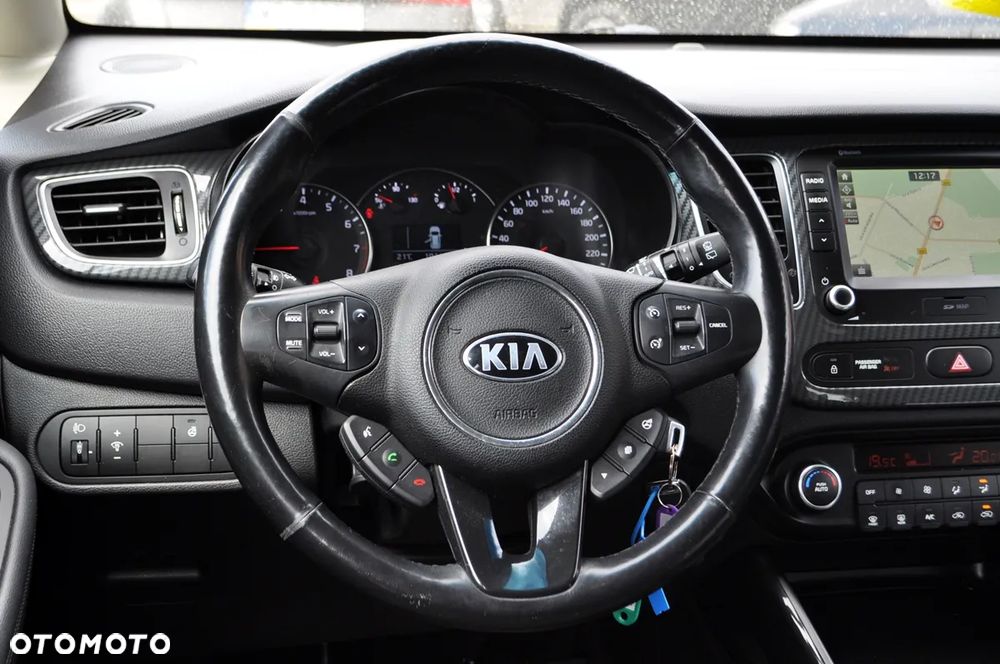 Kia Carens 1.6 GDI L - 26