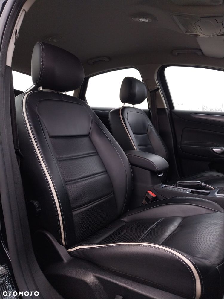 Ford Mondeo 2.0 EcoBoost Titanium X - 19