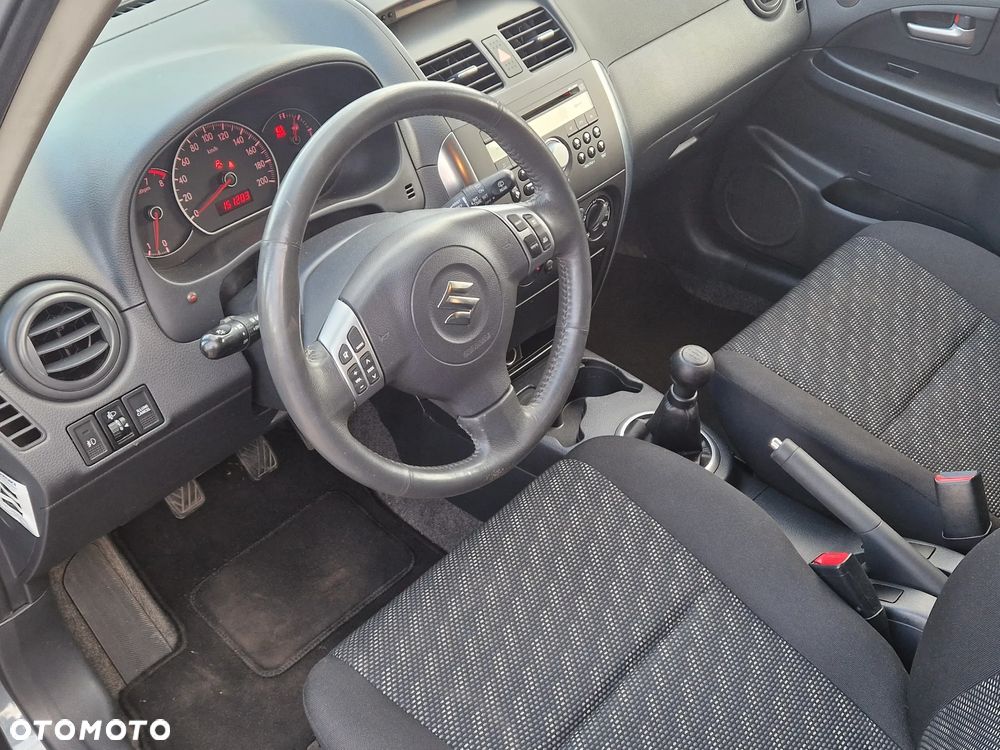 Suzuki SX4 - 15