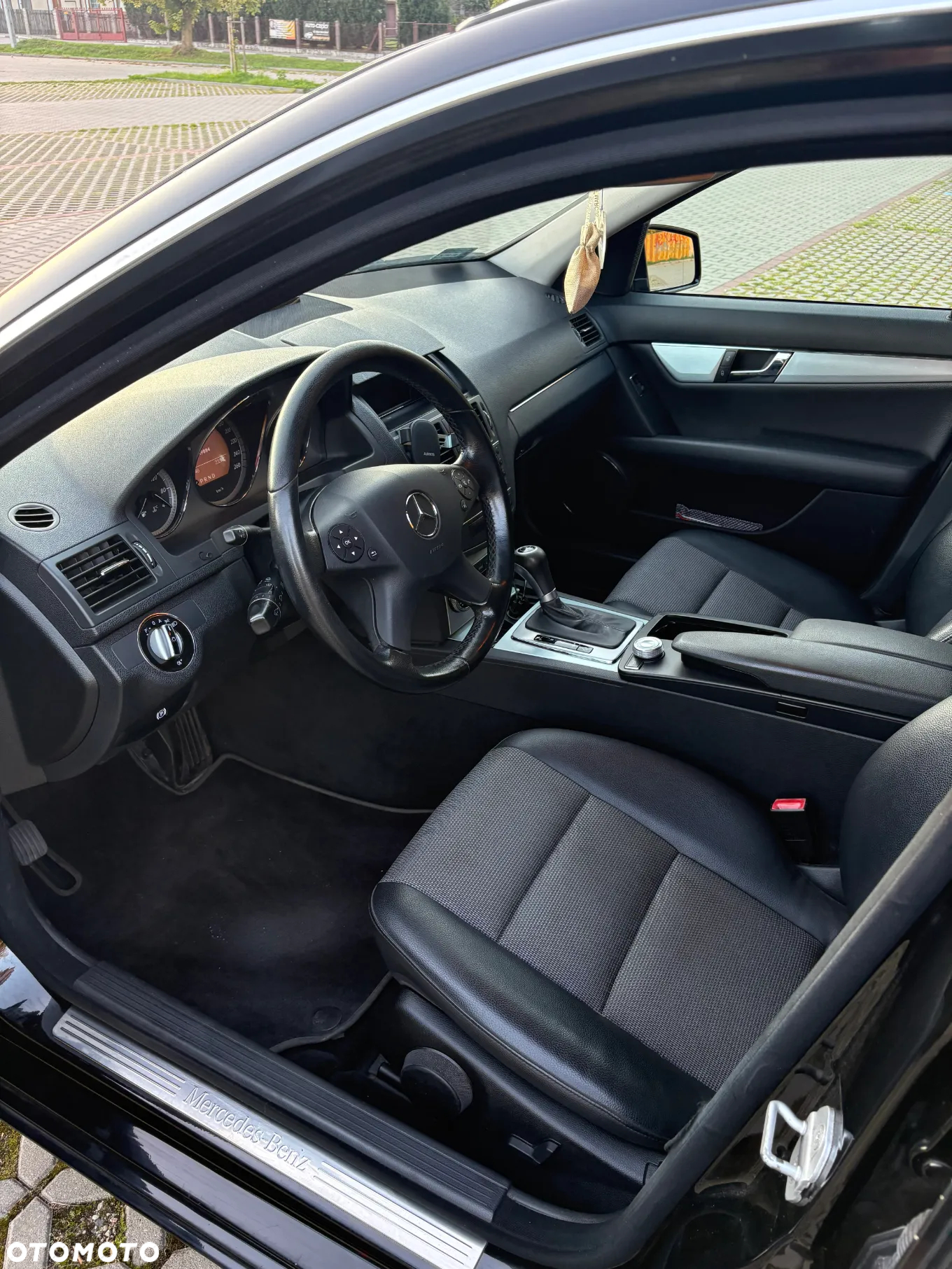 Mercedes-Benz Klasa C 350 CDI BlueEff Avantgarde 4-Matic - 5