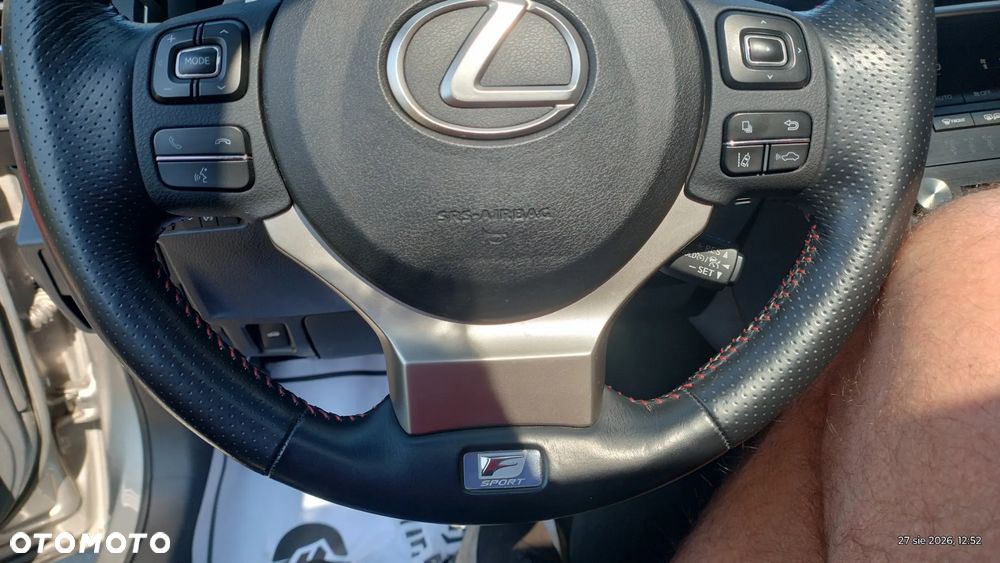 Lexus IS - 26