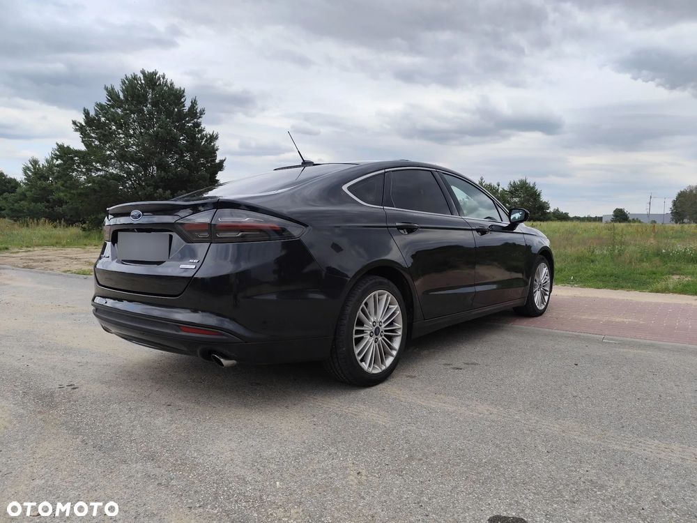 Ford Fusion - 5