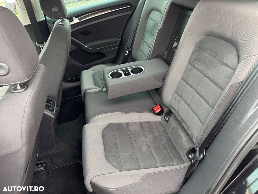 Volkswagen Golf 2.0 TDI Highline - 8