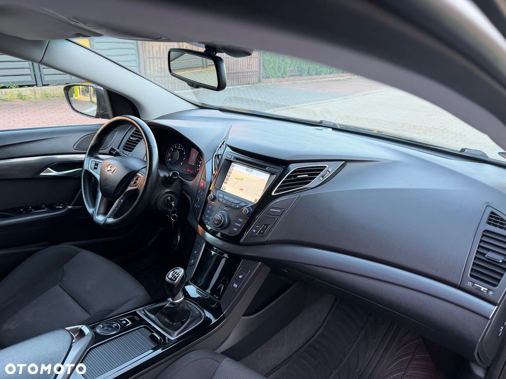 Hyundai i40 i40cw 1.6 Fifa World Cup Edition - 35