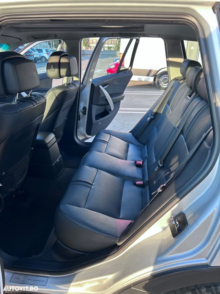 BMW X3 xDrive18d - 12