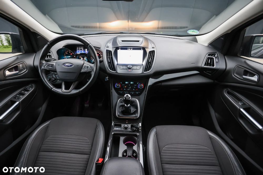 Ford Kuga 2.0 TDCi 4x4 Titanium - 2