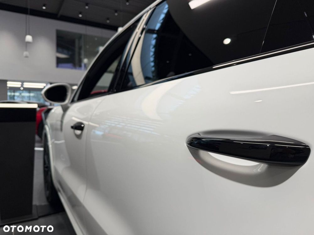 Porsche Cayenne Black Edition - 11