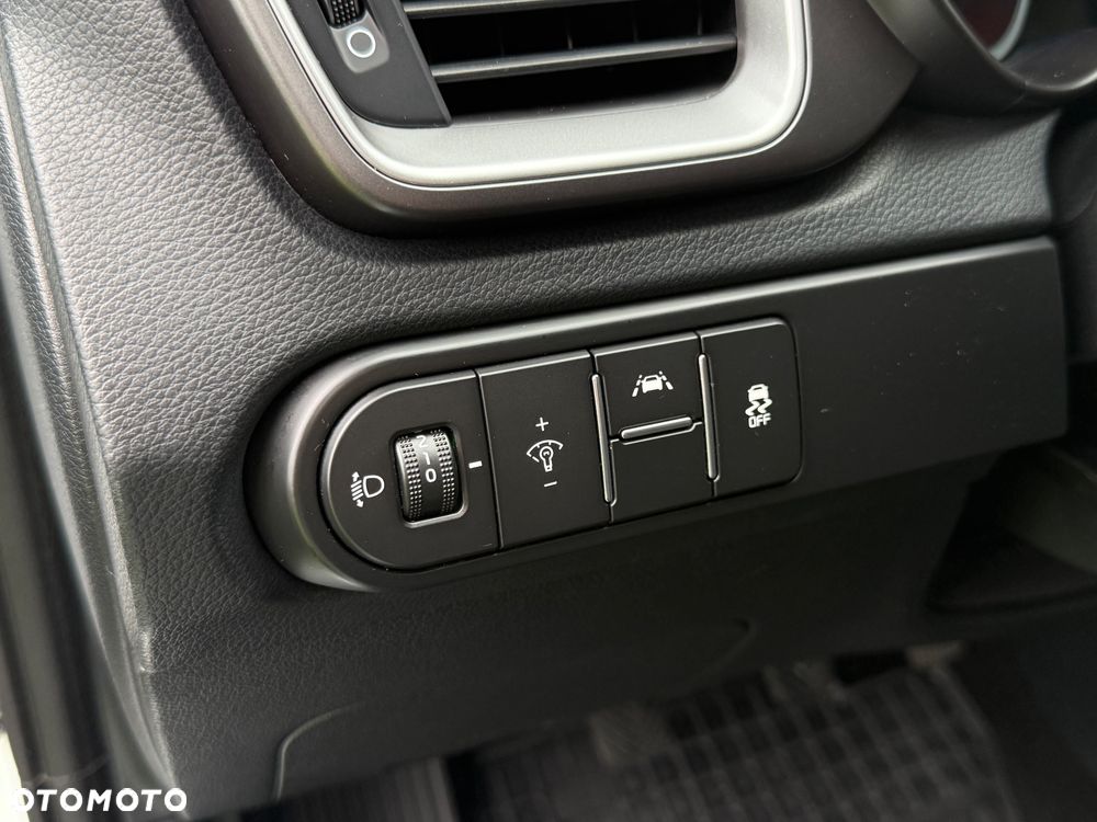 Kia Ceed - 20