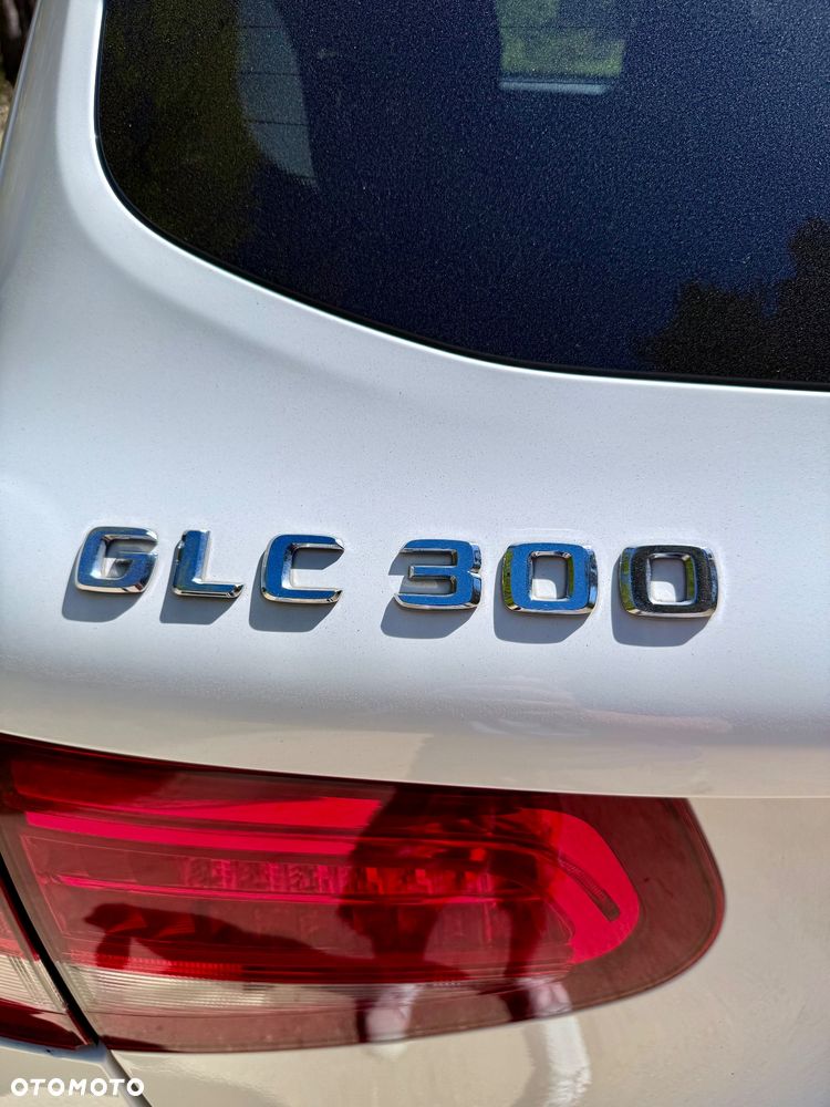 Mercedes-Benz GLC 300 4Matic 9G-TRONIC - 16