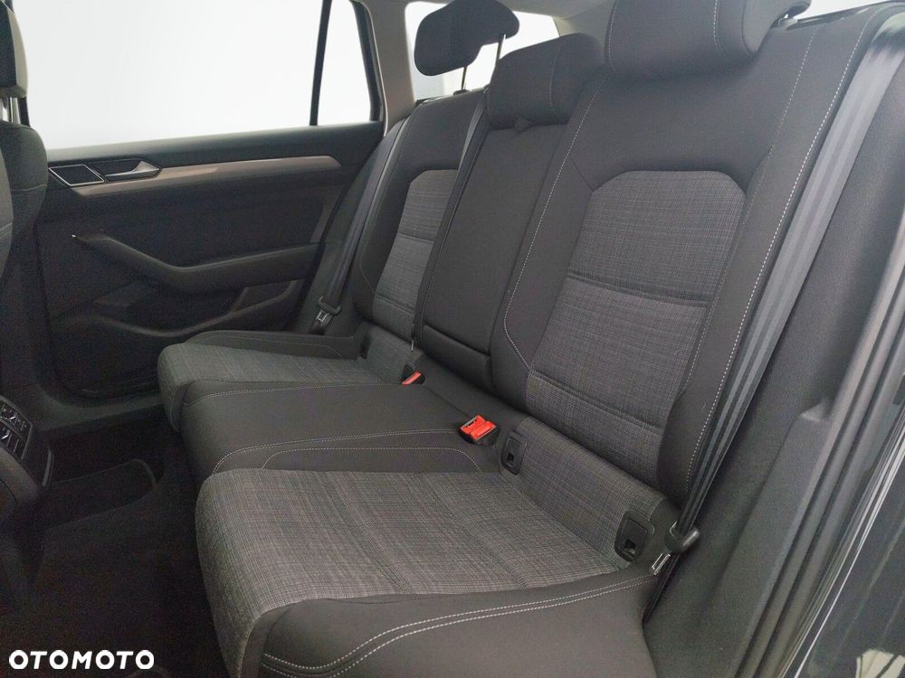 Volkswagen Passat Variant - 14
