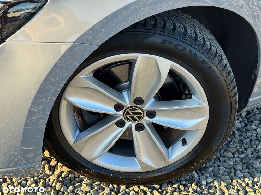 Volkswagen Passat 2.0 TSI Business DSG - 10