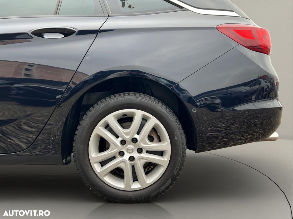 Opel Astra 1.6 Turbo ECOTEC Start/Stop Dynamic Aut. - 36