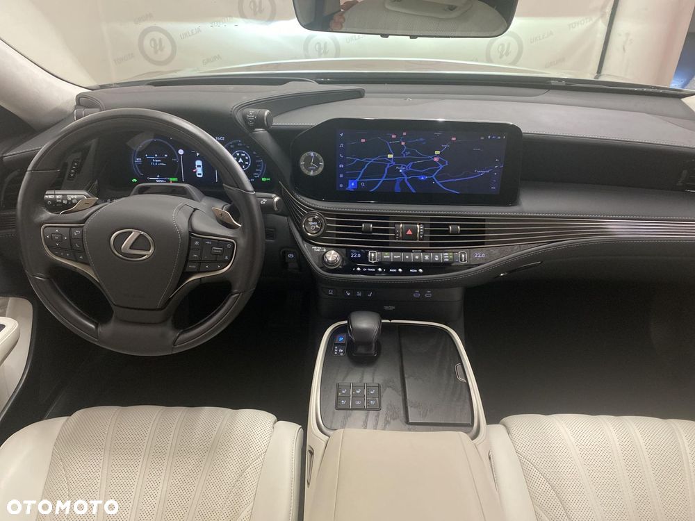 Lexus LS 500h Omotenashi AWD - 10