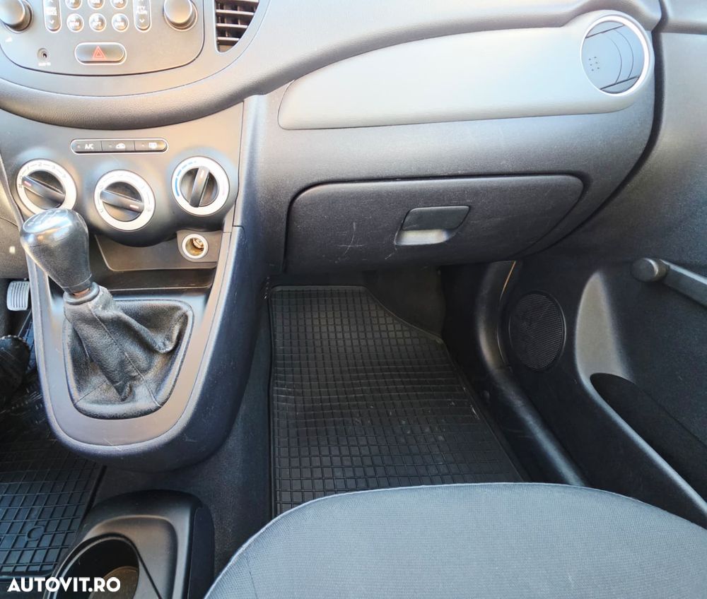 Hyundai i10 1.1 SOHC 5DR GL CLASSIC - 21