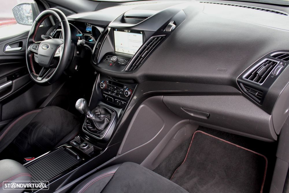 Ford Kuga 1.5 TDCi EcoBlue ST-Line X - 23