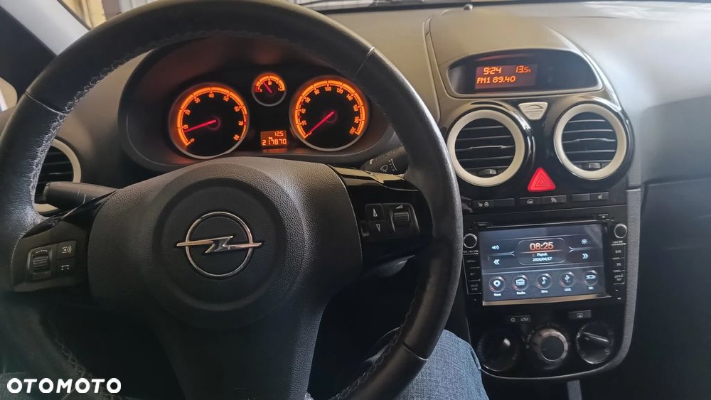 Opel Corsa 1.4 16V Limited Edition - 35