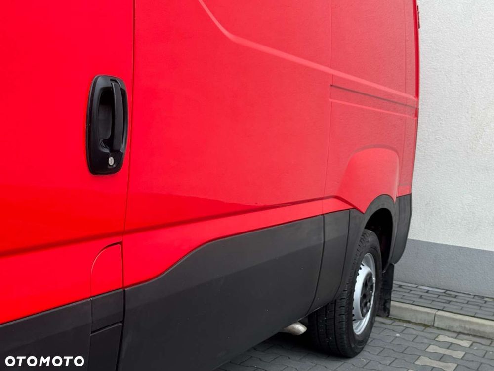 Iveco Daily - 12