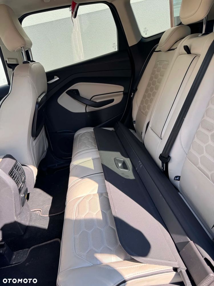 Ford Kuga - 2