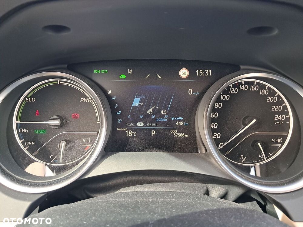 Toyota Camry 2.5 Hybrid Executive CVT - 14