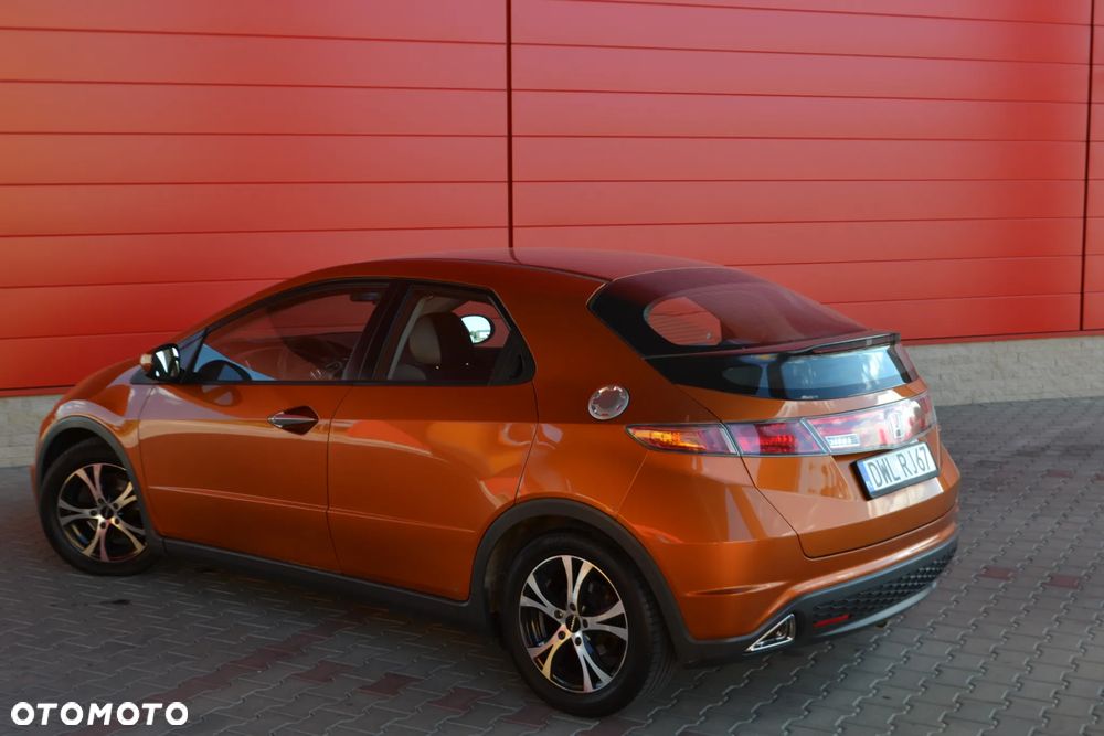 Honda Civic 1.8i-VTEC Sport - 9